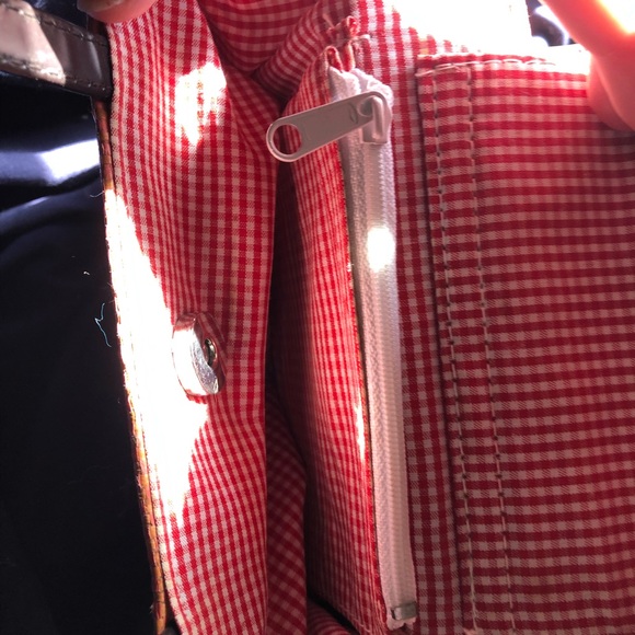 Small light-orange Kate spade purse! - Picture 2 of 5